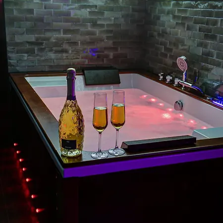 Experience Avec Balneo Sauna Et Clim شقة فيليوربان